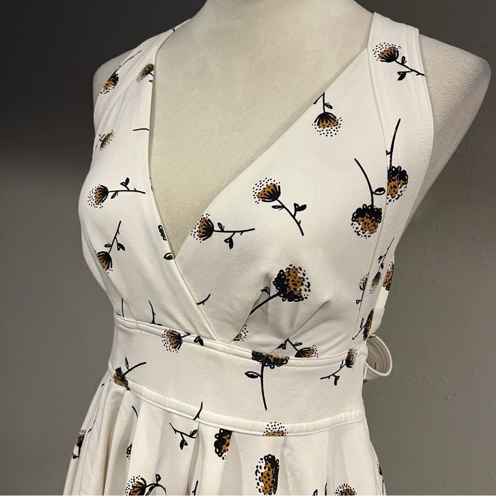 Free People Strappy V-neck Dandelion print dress size 8 - Picture 2 of 15